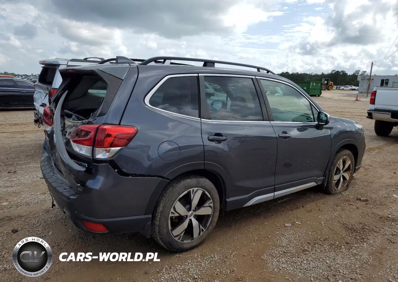 2021 Subaru Forester Touring VIN:JF2SKAXC8MH479740 - 3