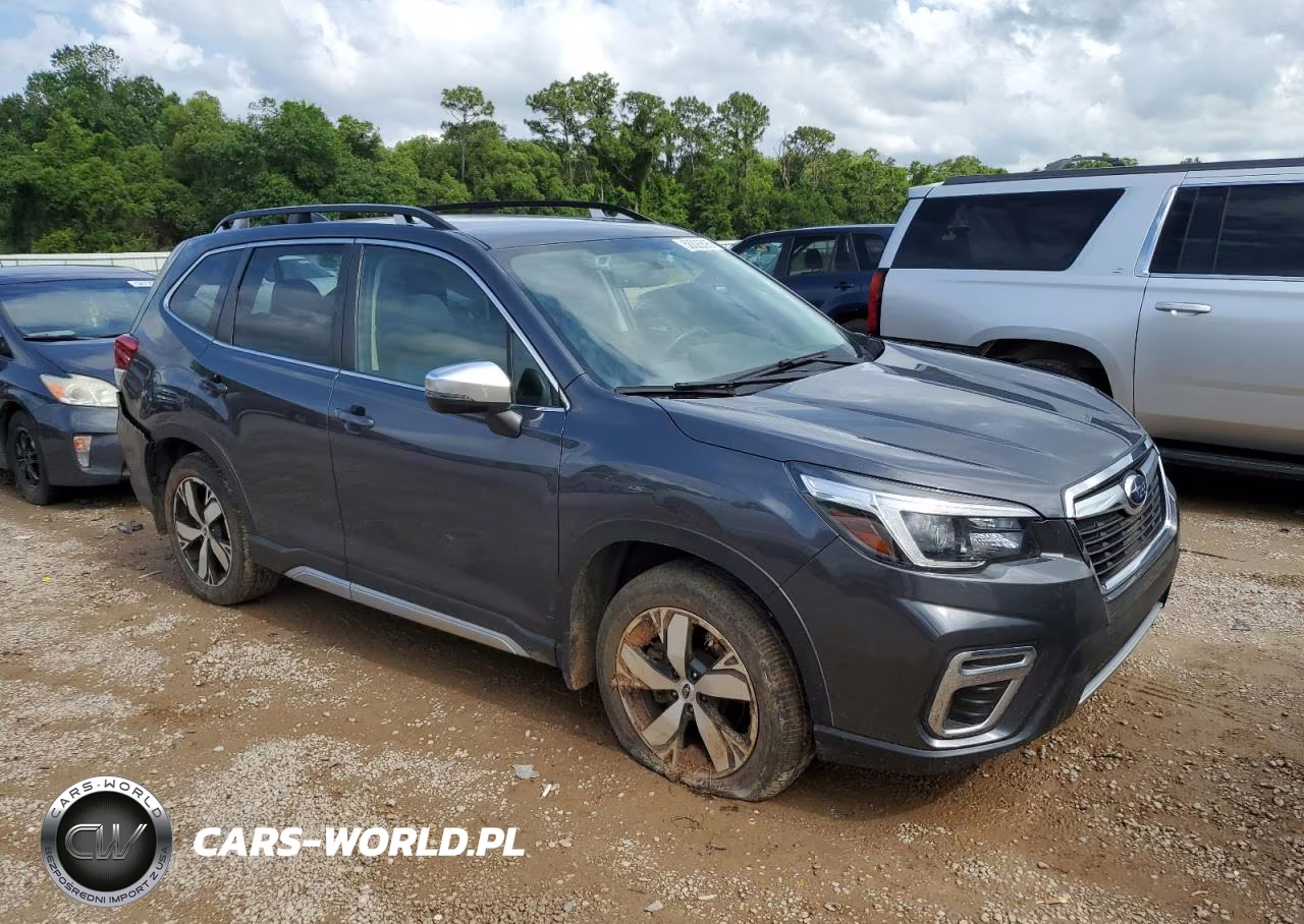 2021 Subaru Forester Touring VIN:JF2SKAXC8MH479740 - 4