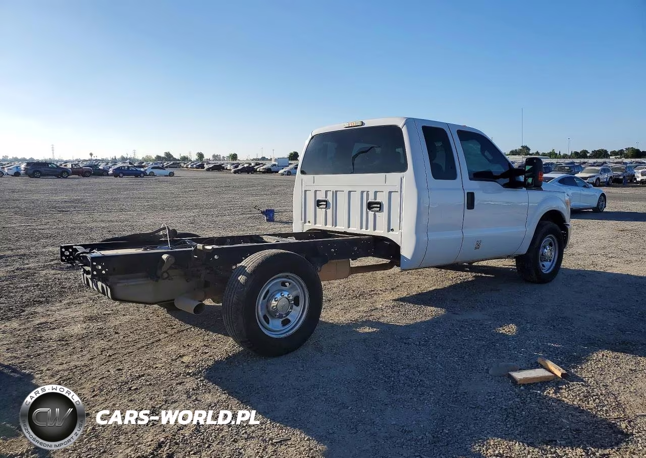2014 Ford F350 Super Duty VIN:1FD8X3E64EEA62228 - 3