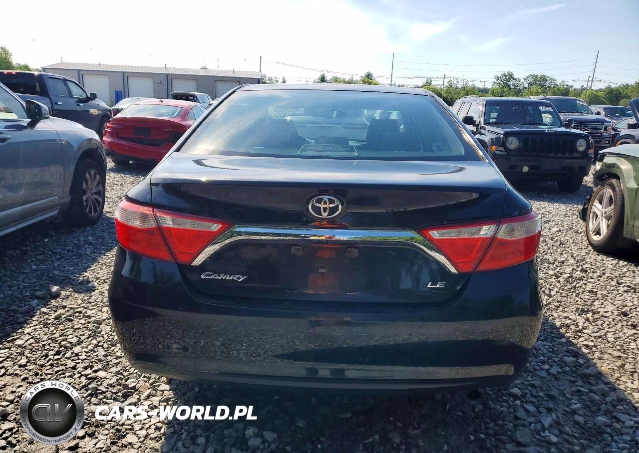 2017 Toyota Camry Le VIN:4T1BF1FK3HU303540 - 6