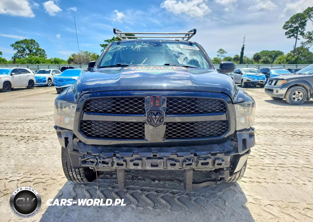 2019 Ram 1500 Classic Tradesman VIN:3C6JR6AG4KG507577 - 5