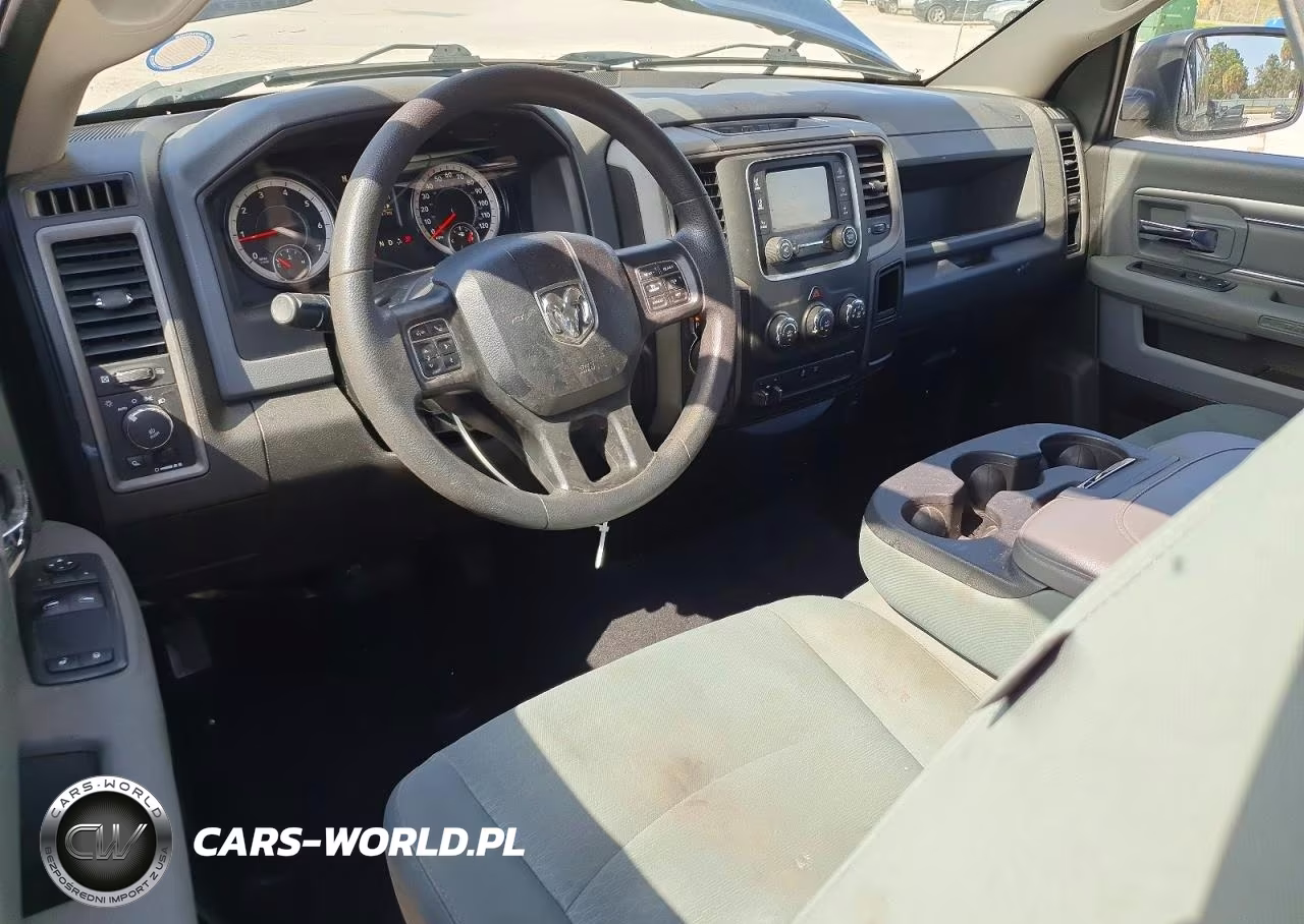 2019 Ram 1500 Classic Tradesman VIN:3C6JR6AG4KG507577 - 8