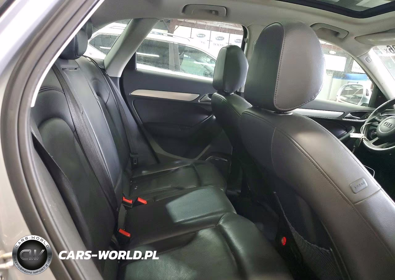 2015 Audi Q3 Prestige VIN:WA1GFCFSXFR010766 - 11