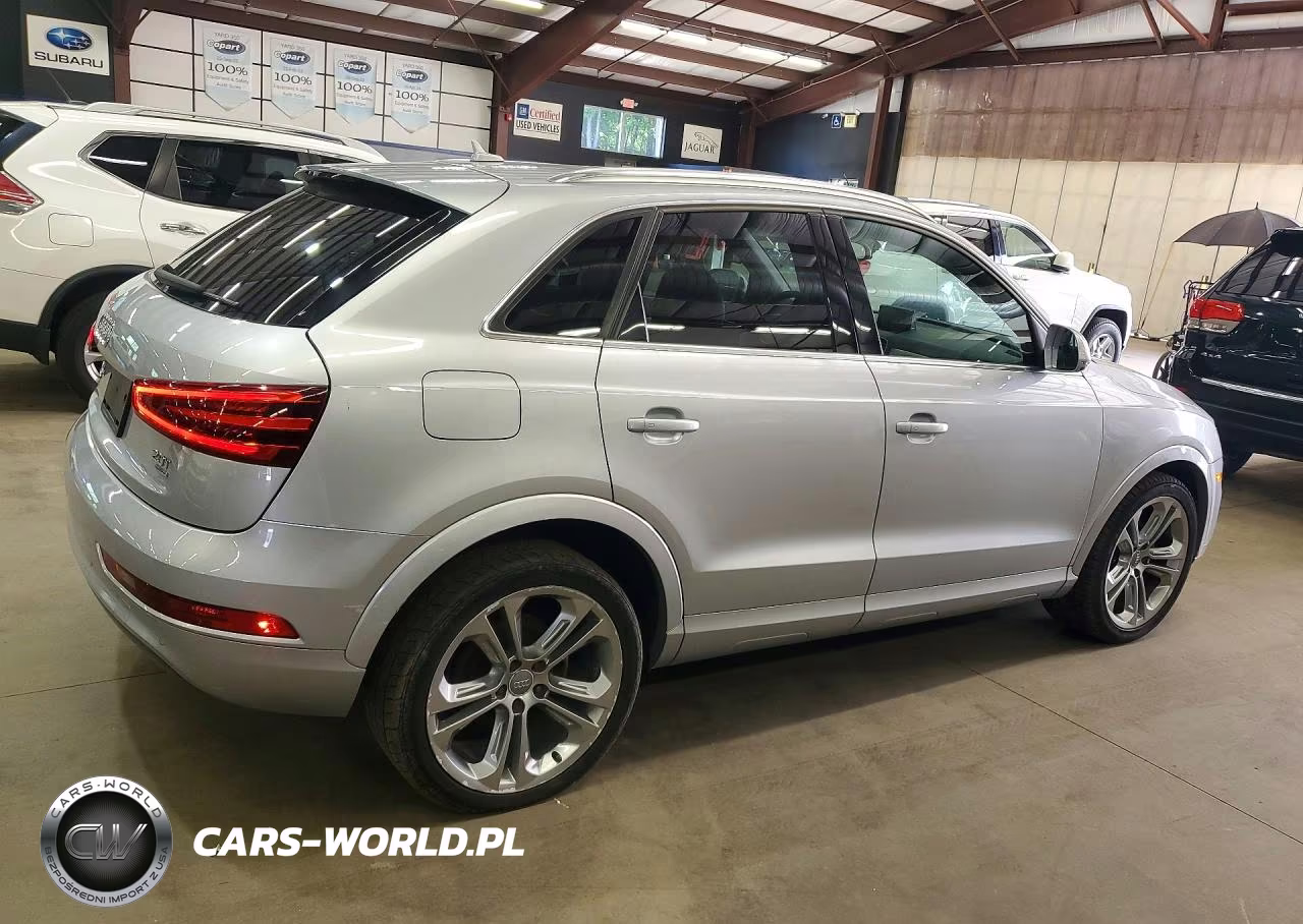 2015 Audi Q3 Prestige VIN:WA1GFCFSXFR010766 - 3