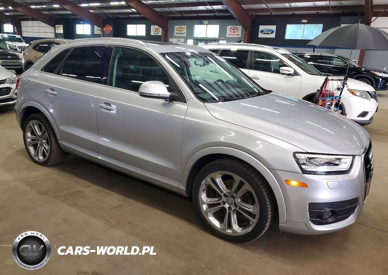2015 Audi Q3 Prestige VIN:WA1GFCFSXFR010766 - 4