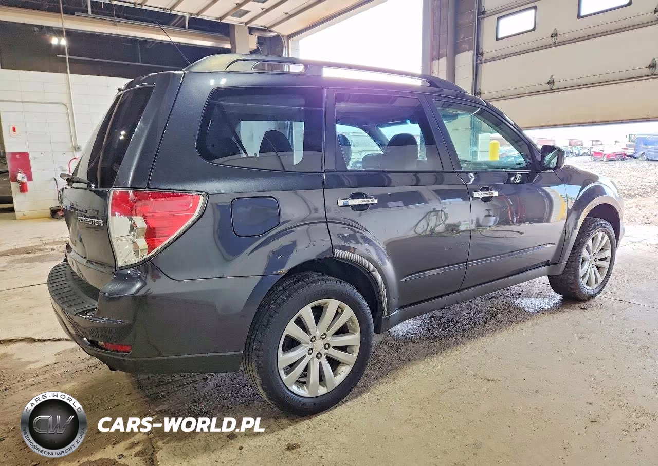 2011 Subaru Forester Limited VIN:JF2SHBEC2BH708725 - 3
