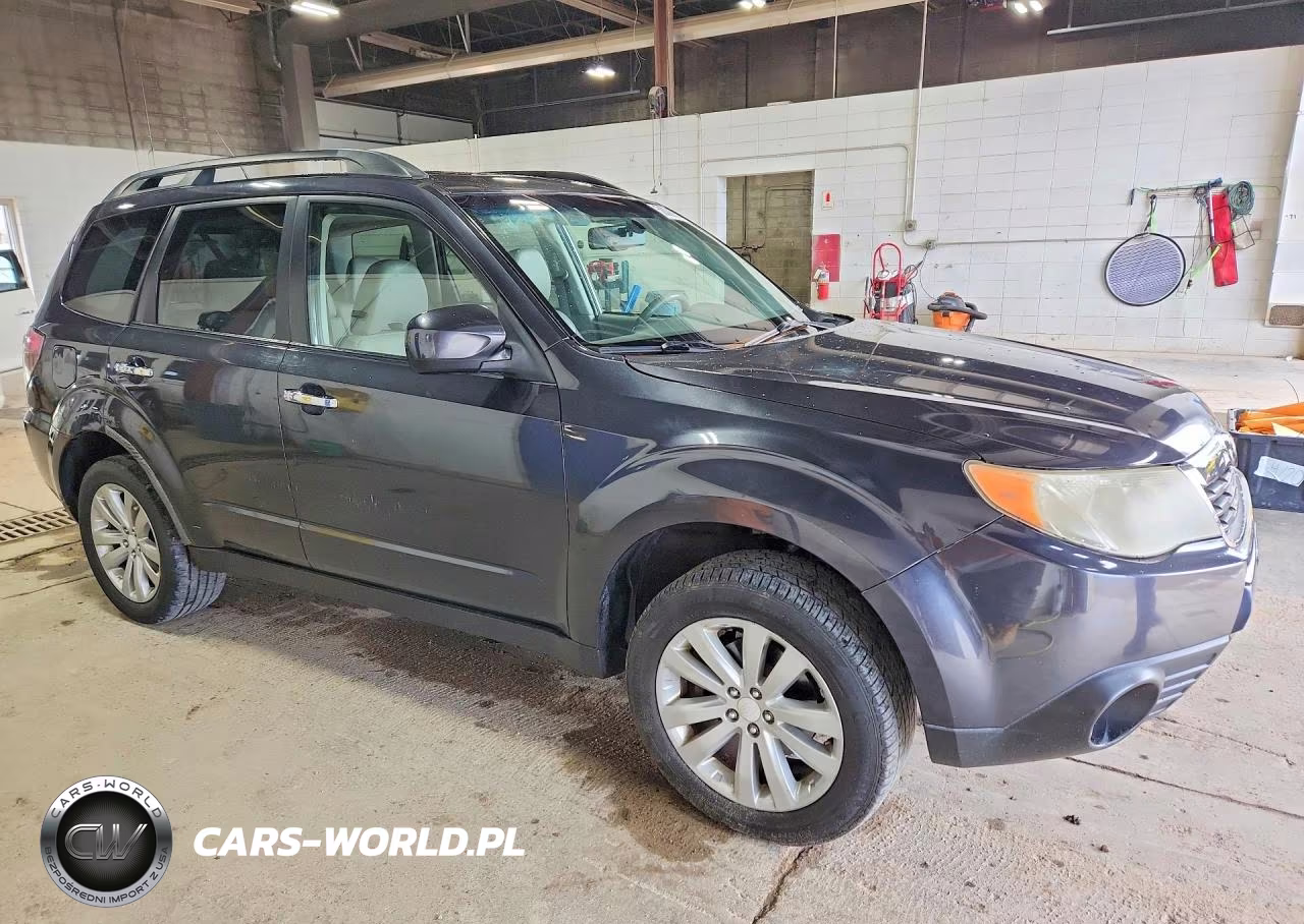 2011 Subaru Forester Limited VIN:JF2SHBEC2BH708725 - 4