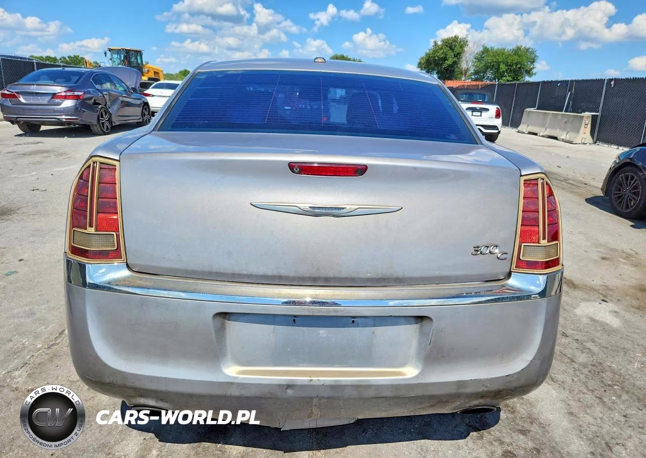 2014 Chrysler 300C VIN:2C3CCAET0EH118263 - 6