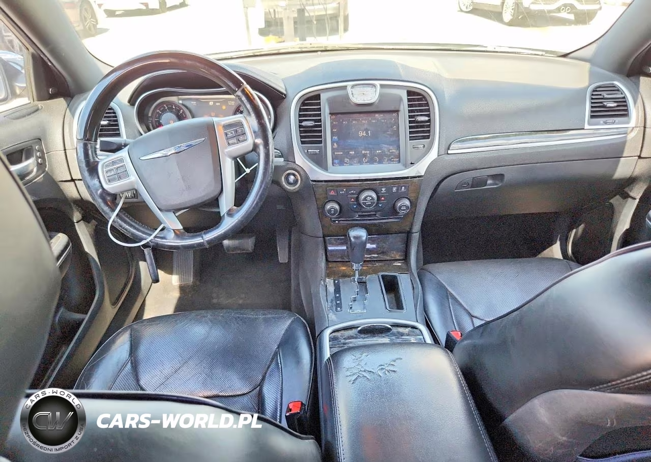 2014 Chrysler 300C VIN:2C3CCAET0EH118263 - 8