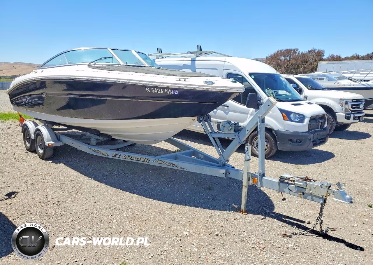 2004 Sea Ray Boat - Boat