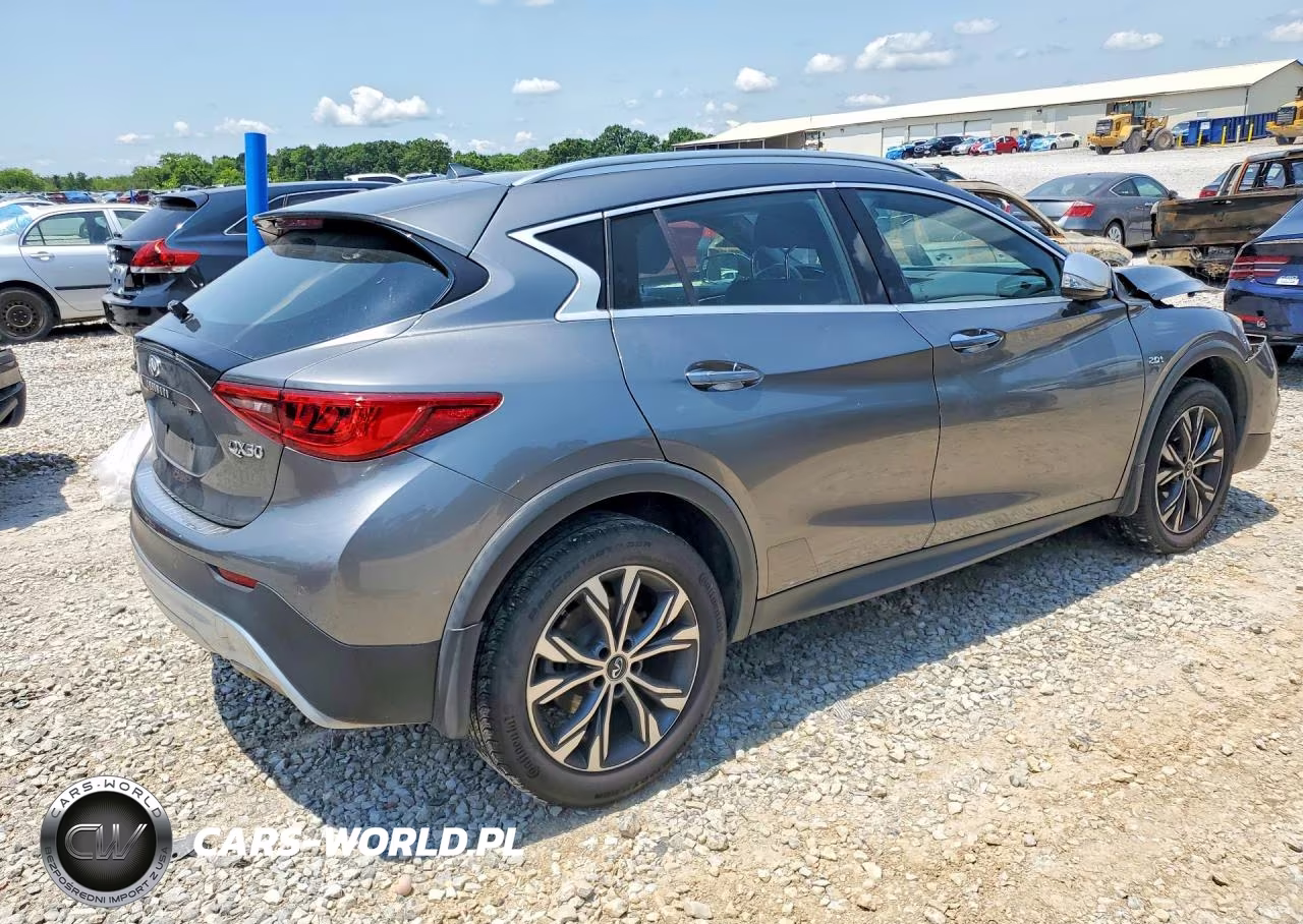 2017 Infiniti Qx30 Premium VIN:SJKCH5CR4HA023619 - 3