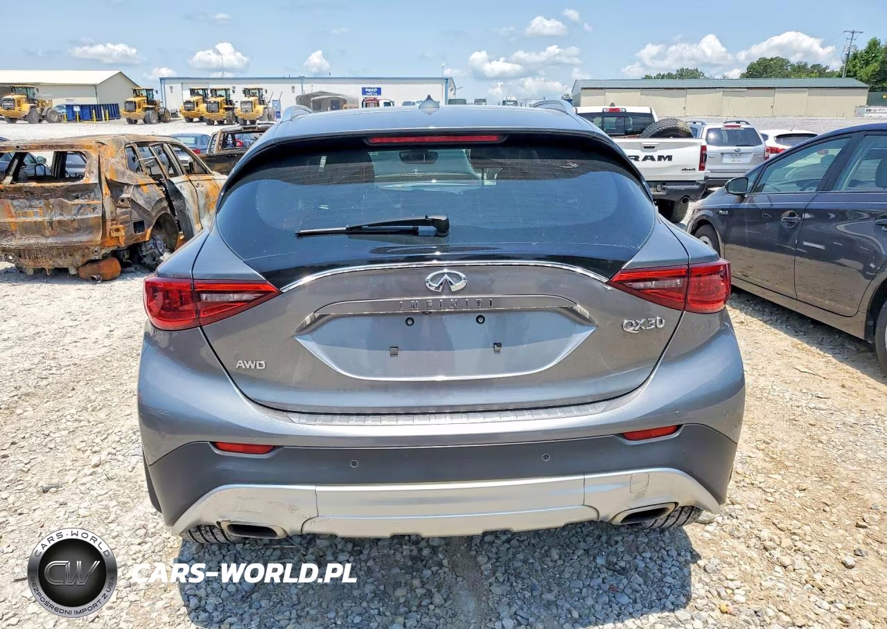 2017 Infiniti Qx30 Premium VIN:SJKCH5CR4HA023619 - 6