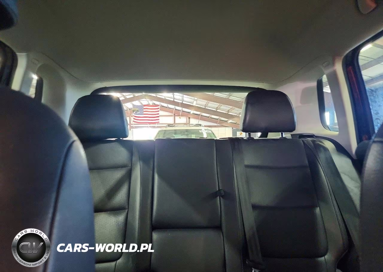 2012 Volkswagen Tiguan S VIN:WVGAV7AX4CW578884 - 10