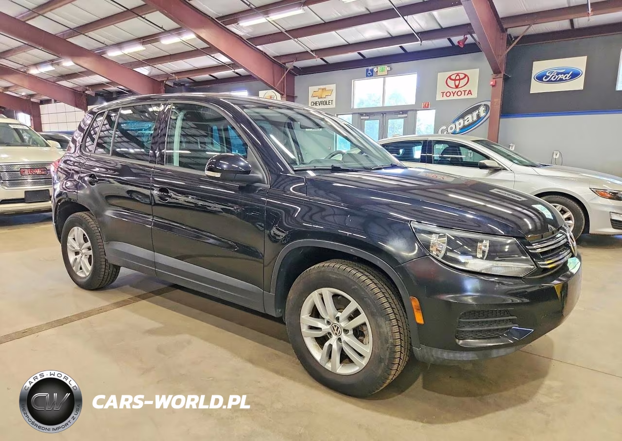 2012 Volkswagen Tiguan S VIN:WVGAV7AX4CW578884 - 4