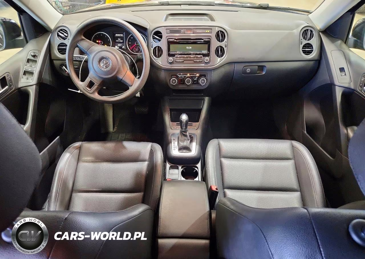 2012 Volkswagen Tiguan S VIN:WVGAV7AX4CW578884 - 8