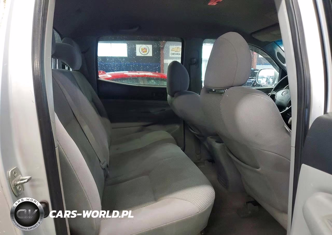 2011 Toyota Tacoma Double Cab VIN:5TFLU4EN0BX018277 - 10