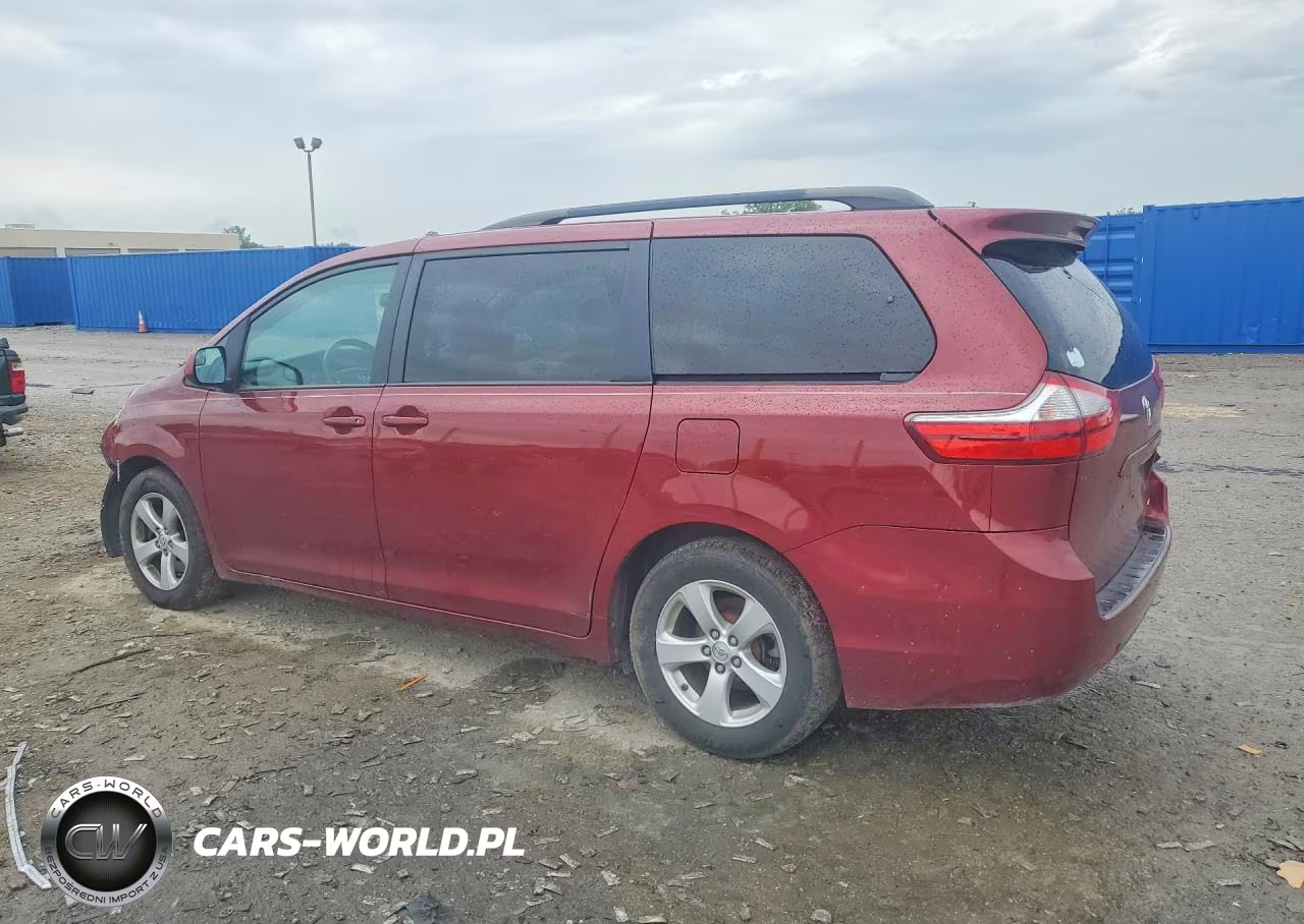 2015 Toyota Sienna Le VIN:5TDKK3DCXFS560302 - 2