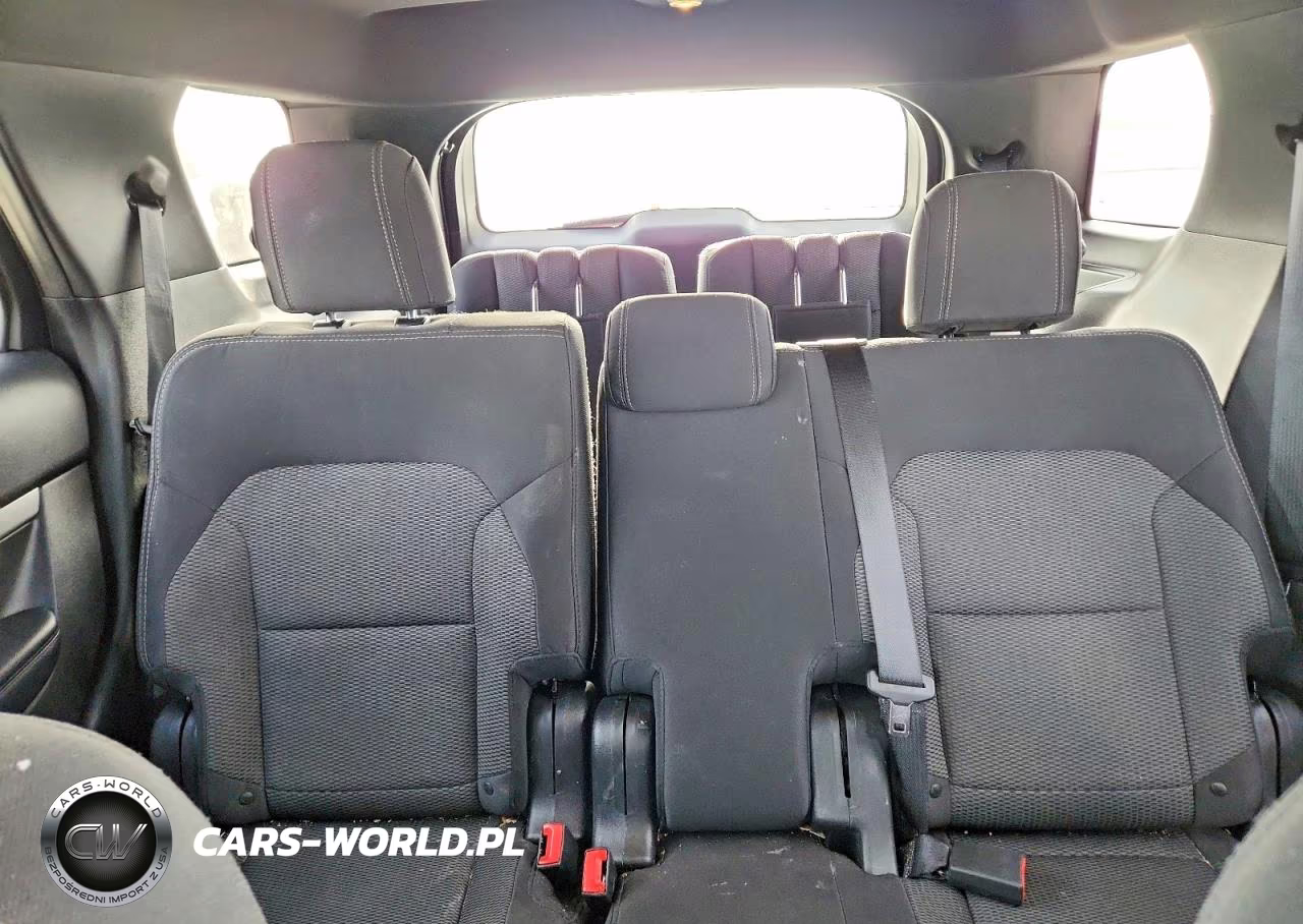 2017 Ford Explorer Xlt VIN:1FM5K7D82HGB45662 - 10