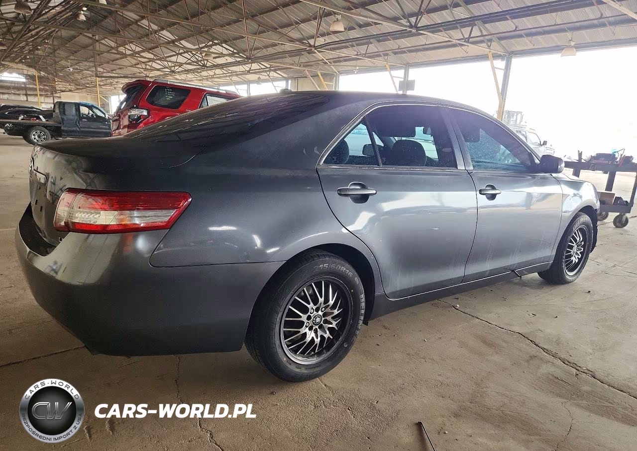 2011 Toyota Camry Le VIN:4T1BF3EK9BU717913 - 3