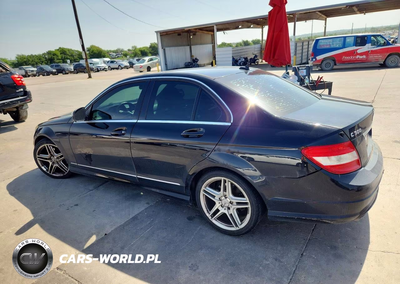 2009 Mercedes-Benz C 300 VIN:WDDGF54XX9F220909 - 2