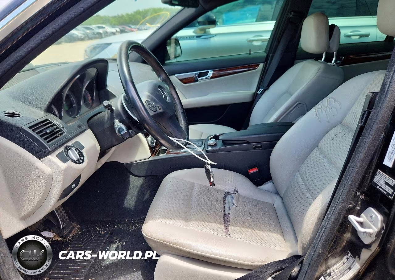 2009 Mercedes-Benz C 300 VIN:WDDGF54XX9F220909 - 7