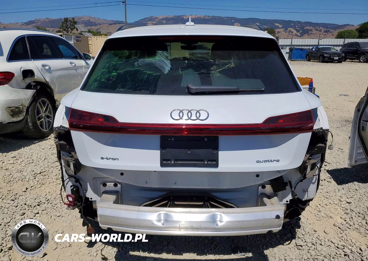 2021 Audi E-Tron Premium VIN:WA1AAAGE4MB022841 - 6