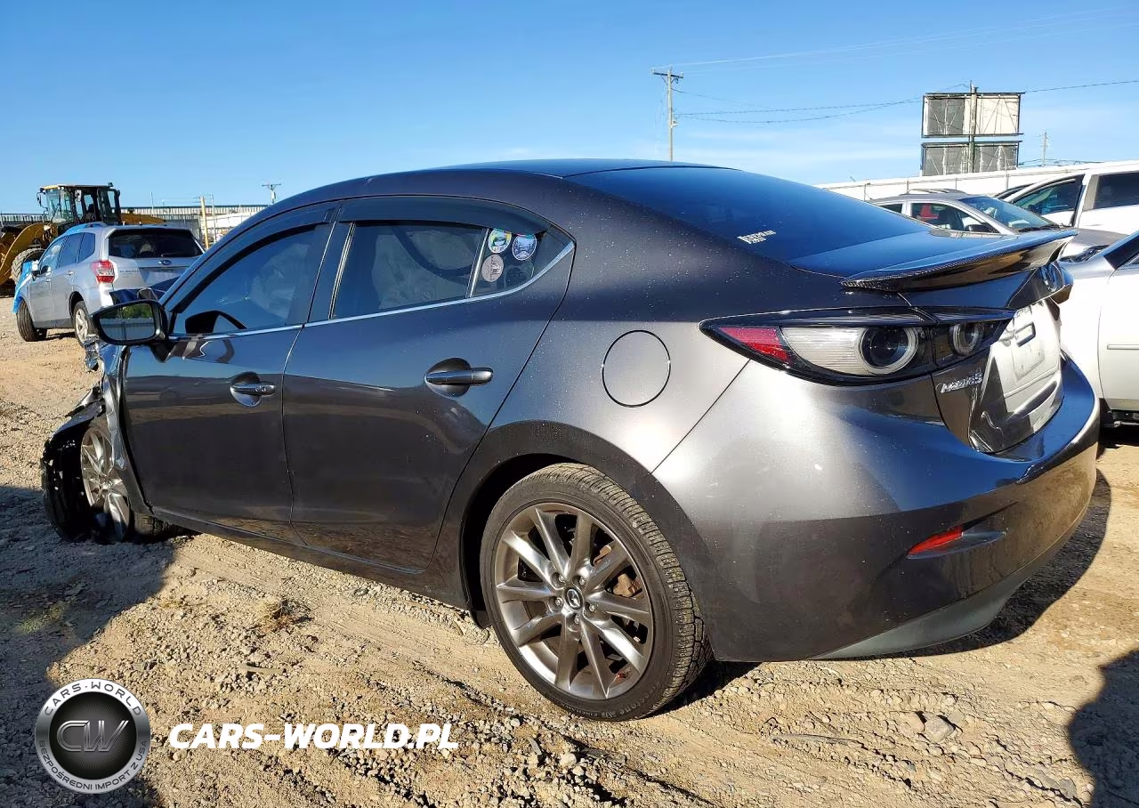 2018 Mazda 3 Touring VIN:3MZBN1V35JM158588 - 2
