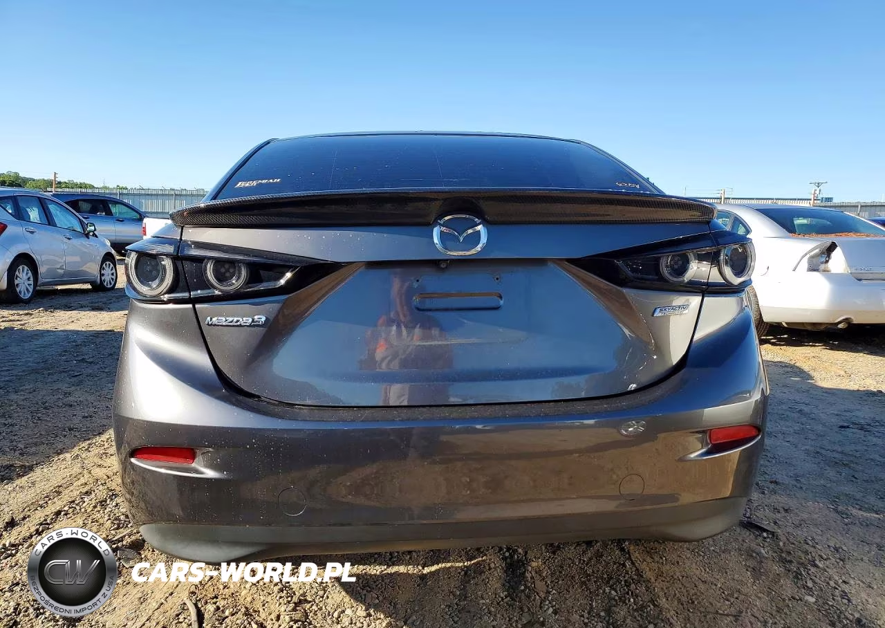 2018 Mazda 3 Touring VIN:3MZBN1V35JM158588 - 6