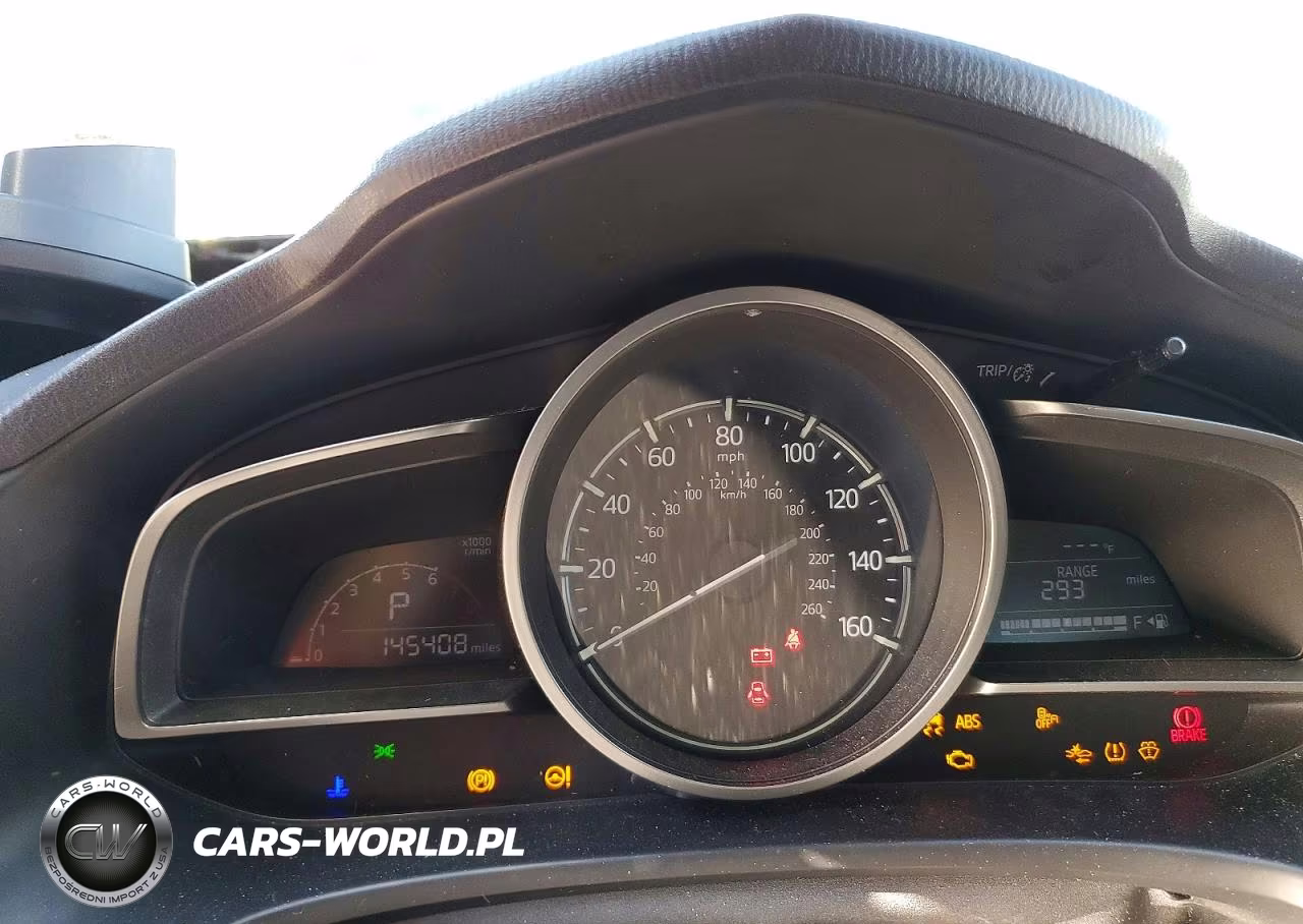 2018 Mazda 3 Touring VIN:3MZBN1V35JM158588 - 9