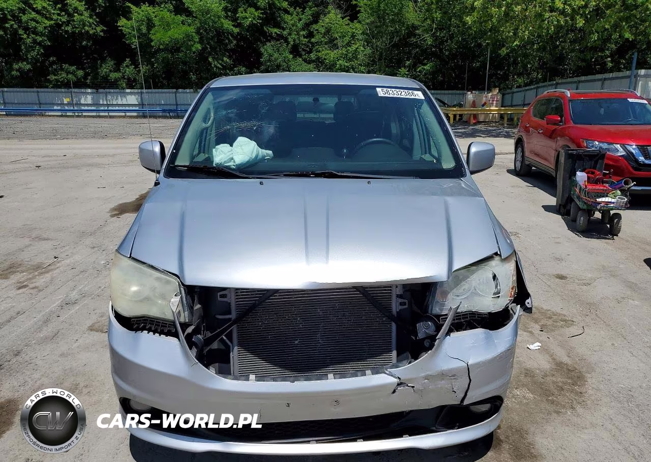 2012 Dodge Grand Caravan Crew VIN:2C4RDGDG4CR198507 - 5