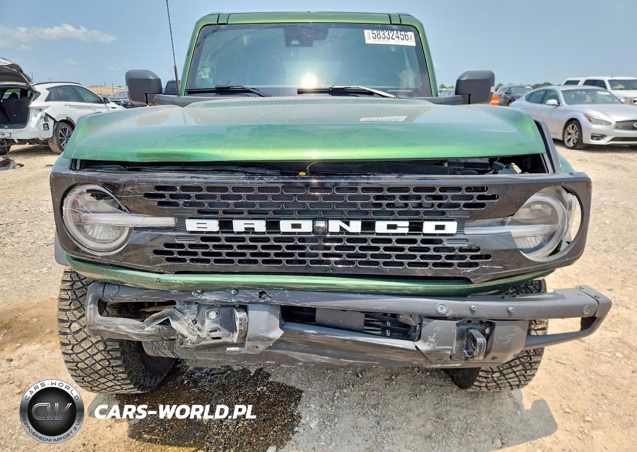 2024 Ford Bronco Wildtrak VIN:1FMEE2BP5RLB04083 - 5