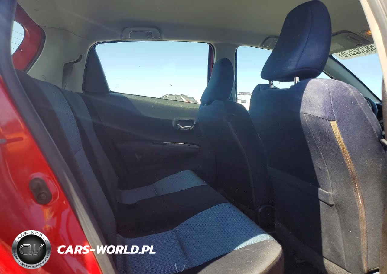2012 Toyota Yaris 5-Door Se VIN:JTDKTUD3XCD541744 - 10