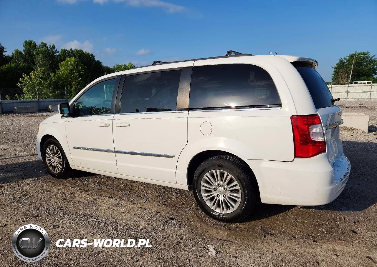 2016 Chrysler Town & Country Touring L VIN:2C4RC1CG8GR132534 - 2