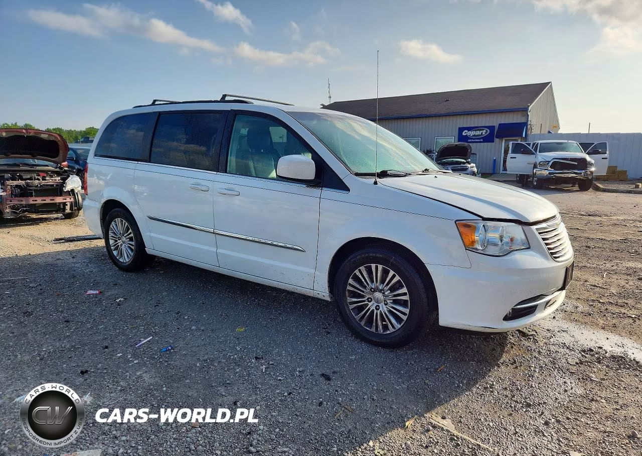 2016 Chrysler Town & Country Touring L VIN:2C4RC1CG8GR132534 - 4