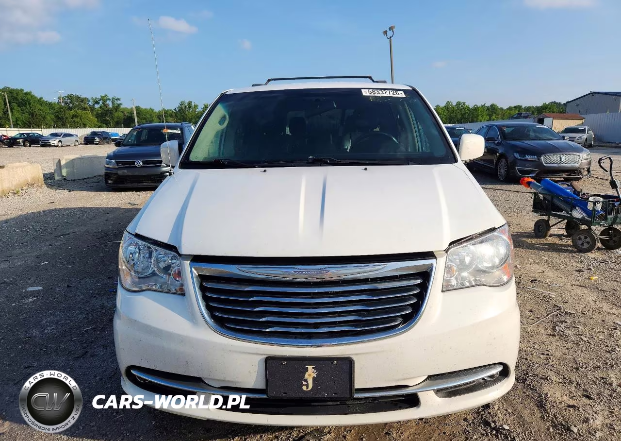2016 Chrysler Town & Country Touring L VIN:2C4RC1CG8GR132534 - 5