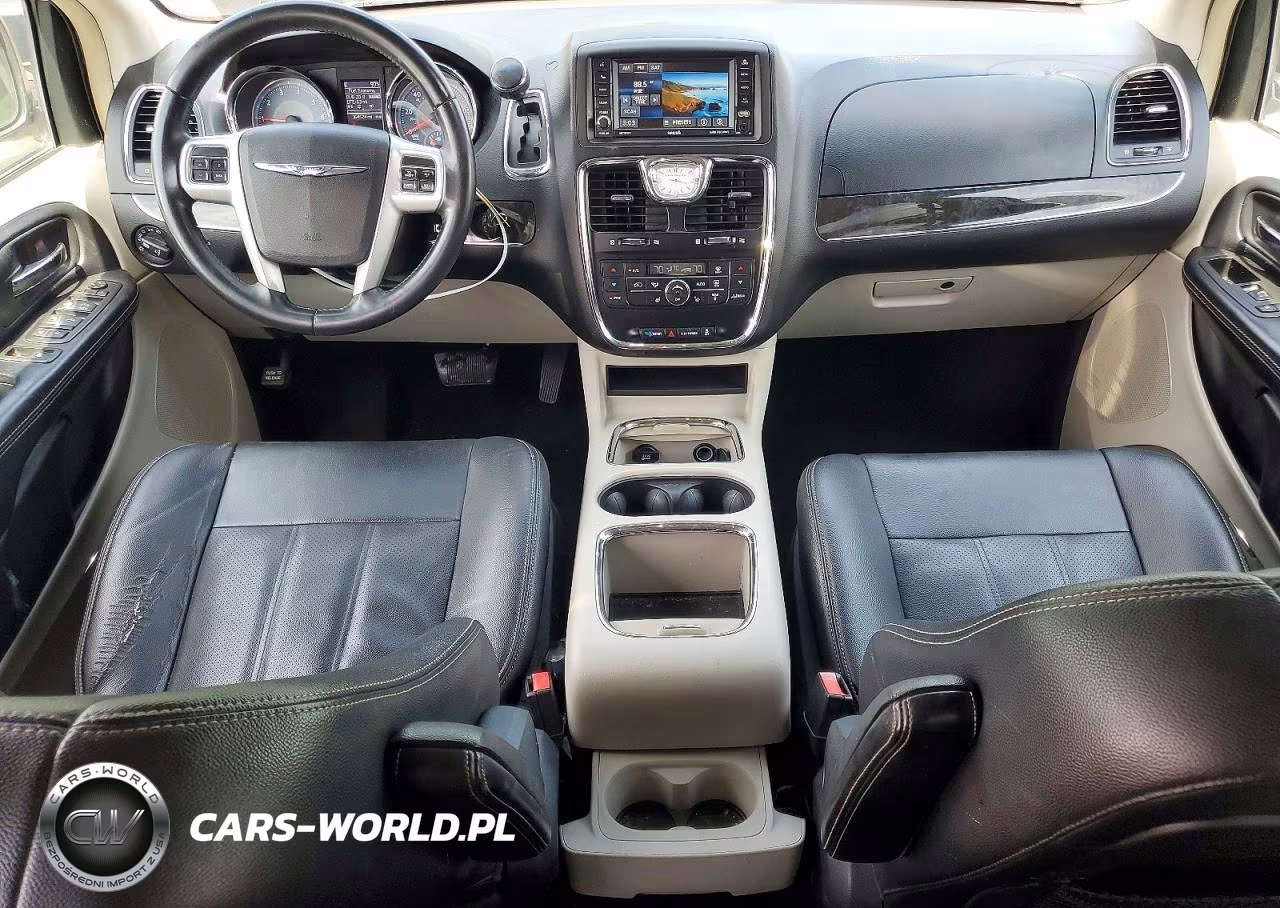 2016 Chrysler Town & Country Touring L VIN:2C4RC1CG8GR132534 - 8