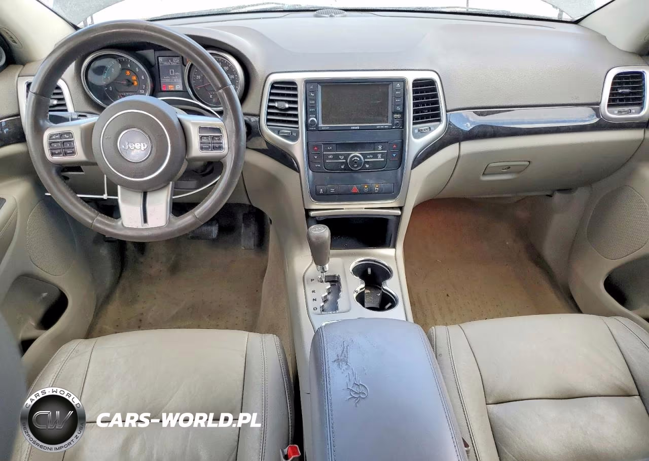 2012 Jeep Grand Cherokee Laredo VIN:1C4RJFAT2CC164031 - 8