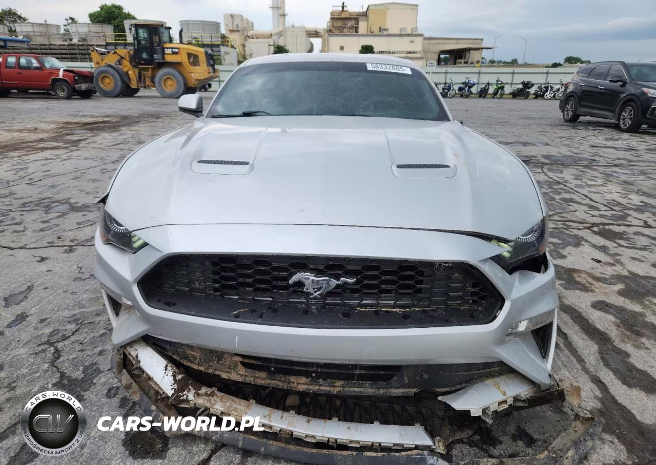 2018 Ford Mustang VIN:1FA6P8TH3J5158901 - 5