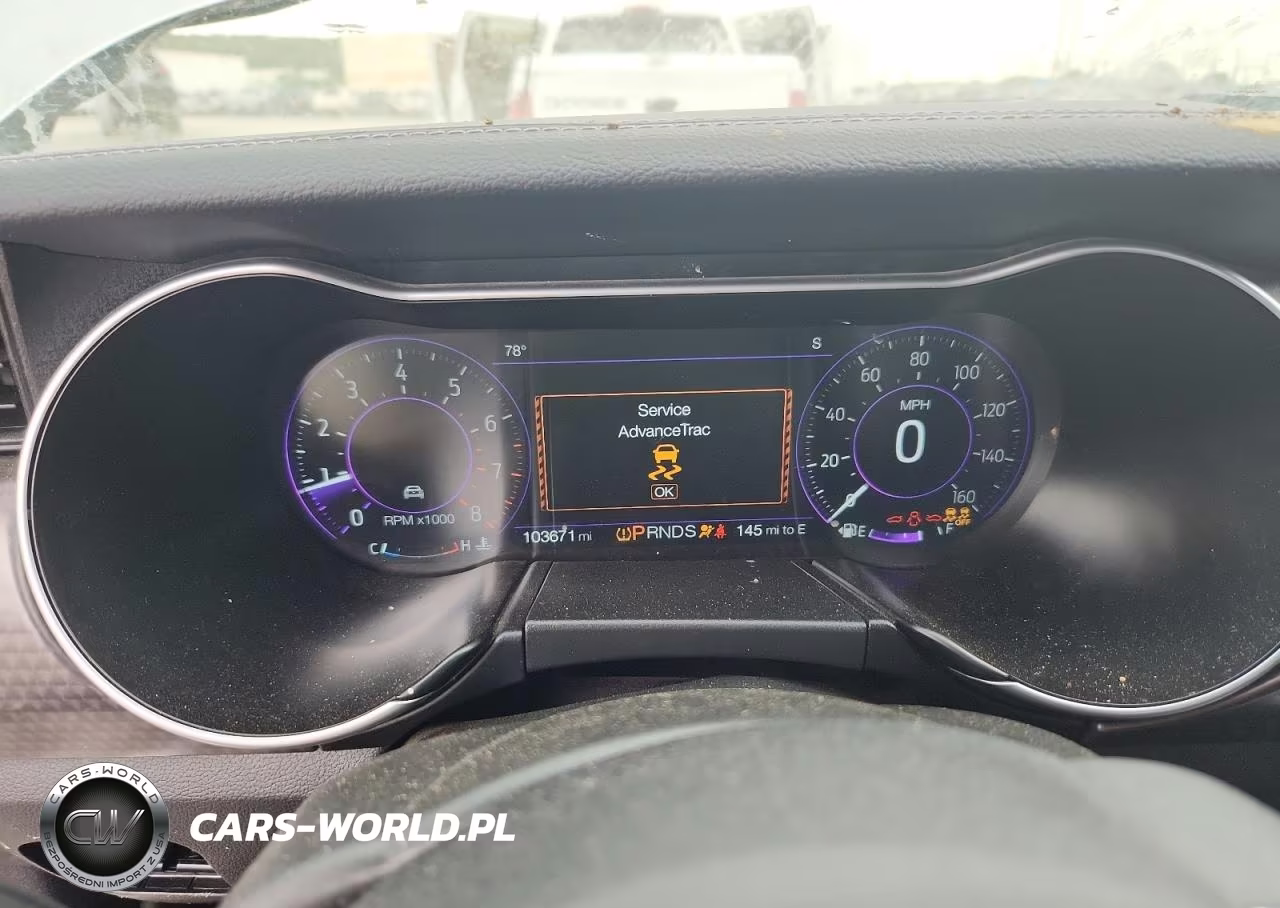 2018 Ford Mustang VIN:1FA6P8TH3J5158901 - 9