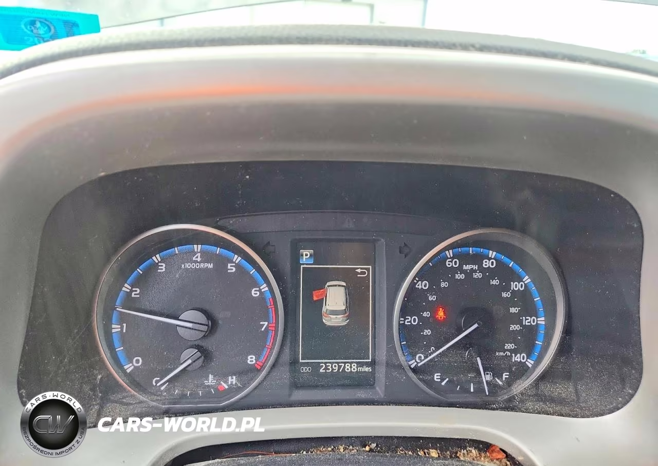 2017 Toyota Rav4 Xle VIN:2T3RFREV0HW578914 - 9