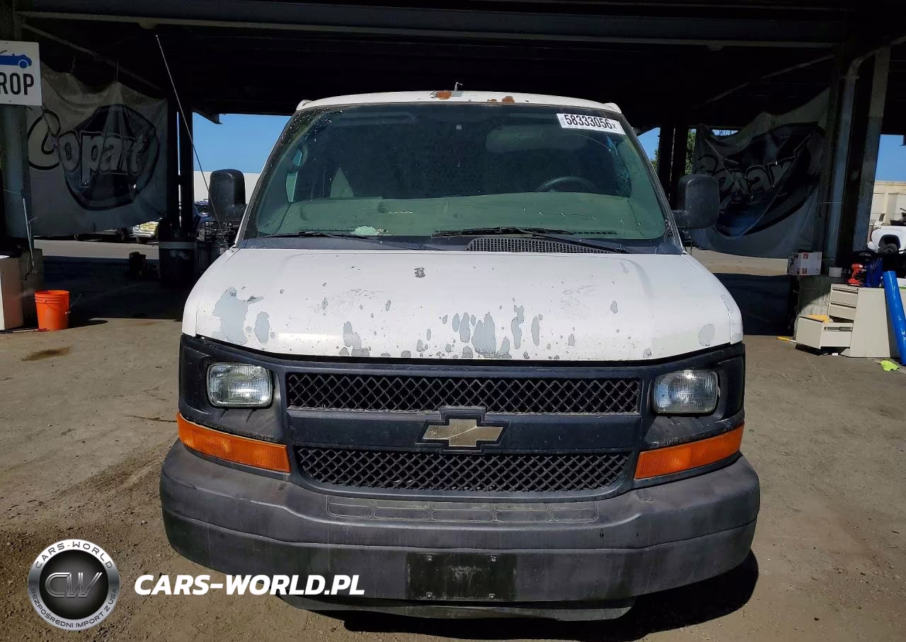 2010 Chevrolet Express G2500 VIN:1GCZGFBA0A1158247 - 5