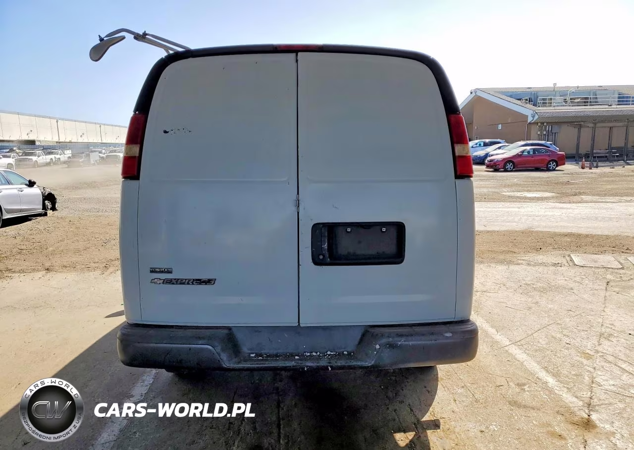 2010 Chevrolet Express G2500 VIN:1GCZGFBA0A1158247 - 6