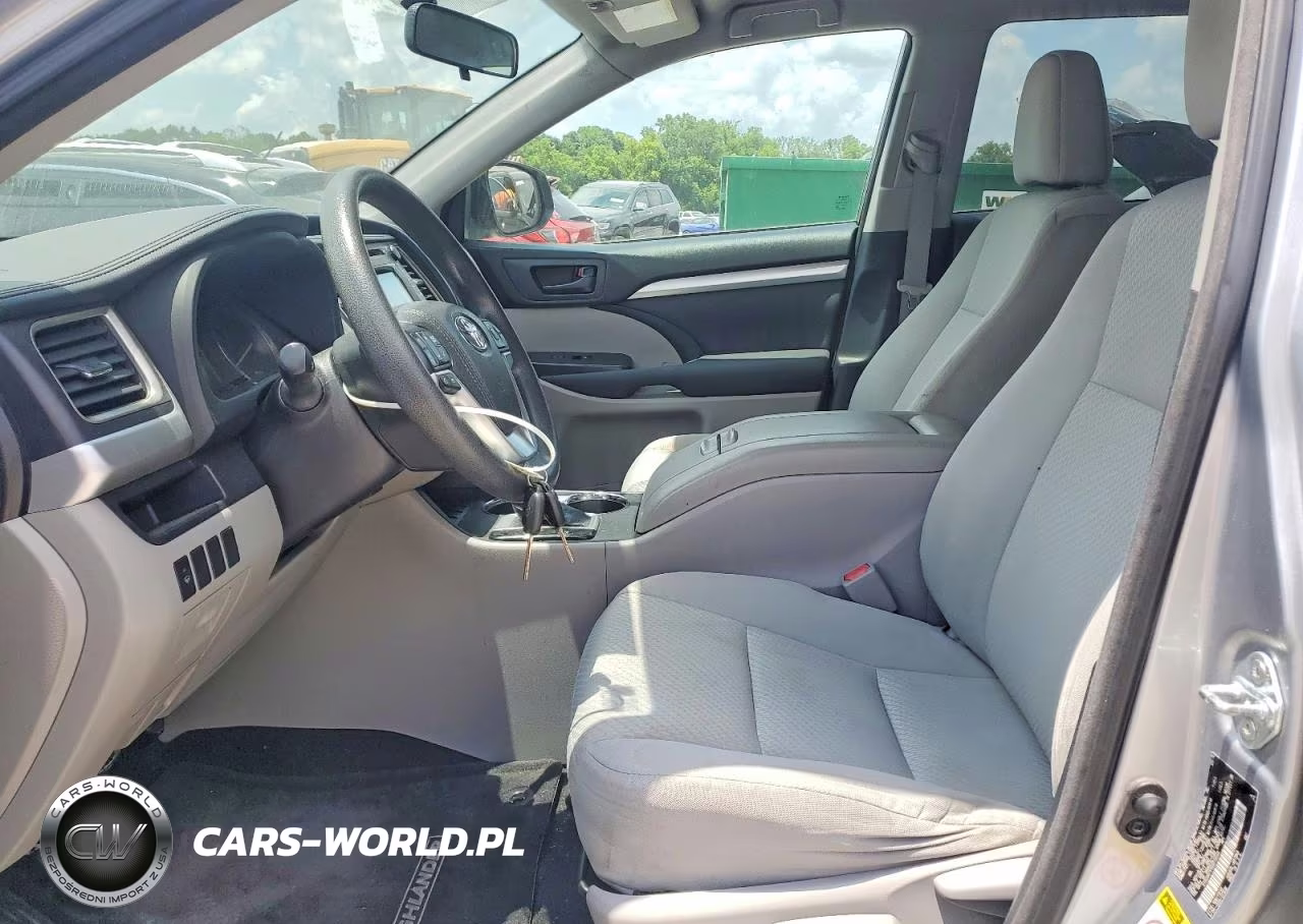2016 Toyota Highlander Le VIN:5TDZARFH1GS019346 - 7