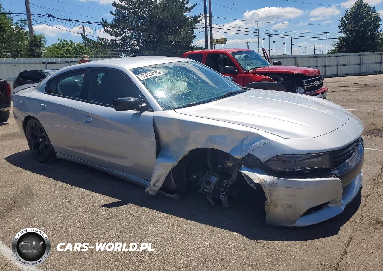 2020 Dodge Charger Sxt VIN:2C3CDXBG8LH184256 - 4