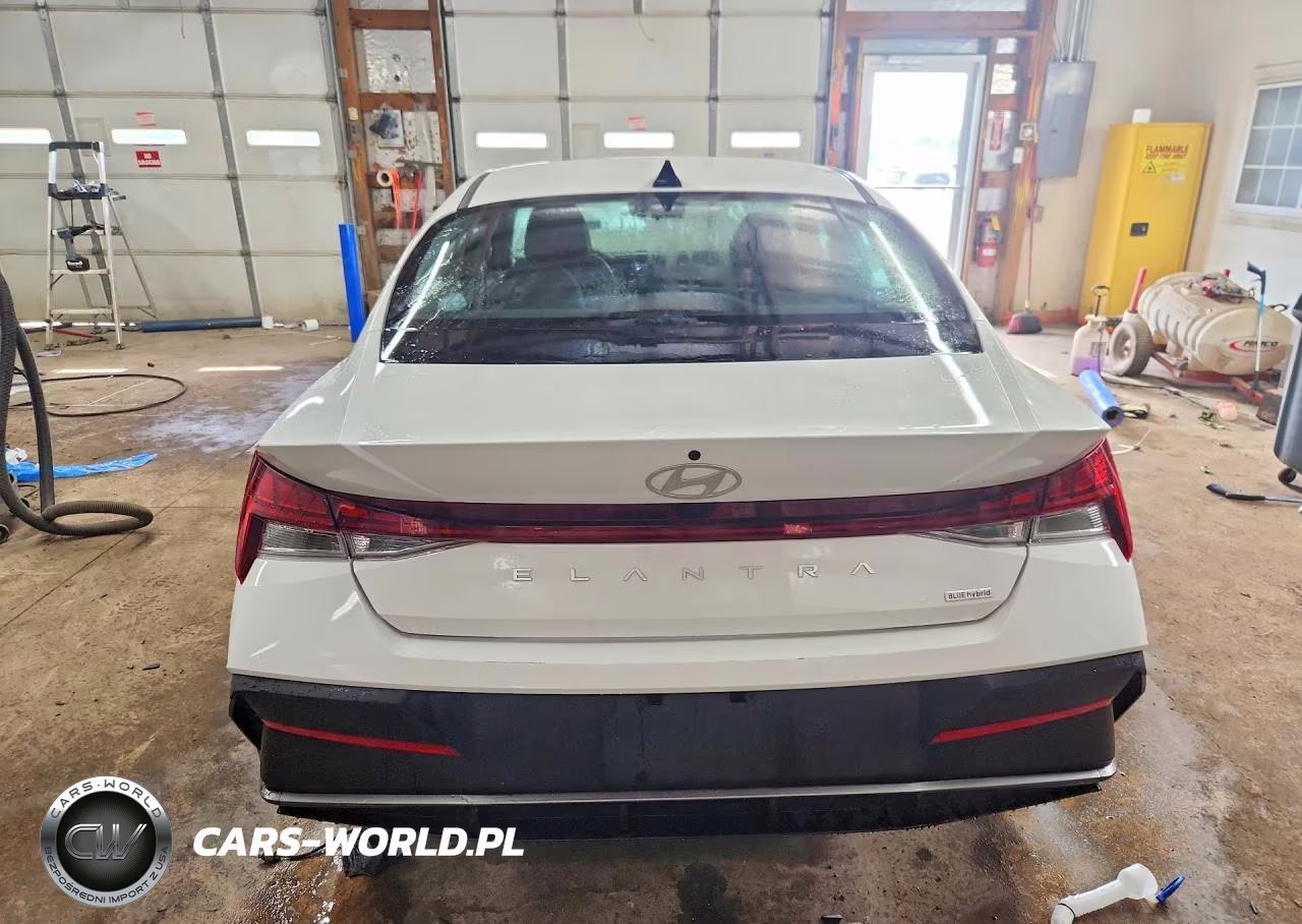 2026 Hyundai Elantra Hybrid Blue VIN:KMHLM4DJ9TU182981 - 6
