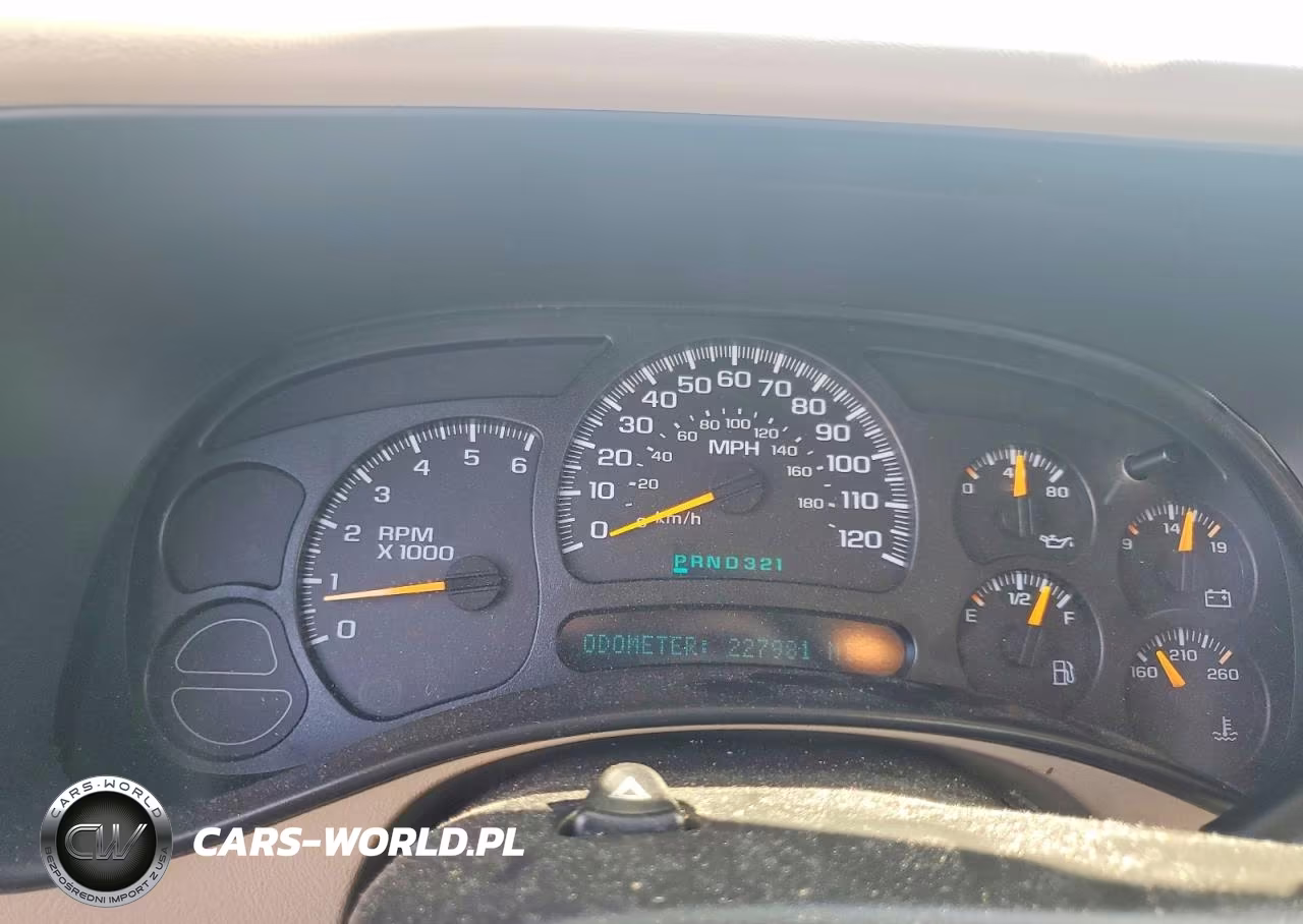 2005 GMC Yukon Xl K1500 VIN:1GKFK16Z95J136276 - 9