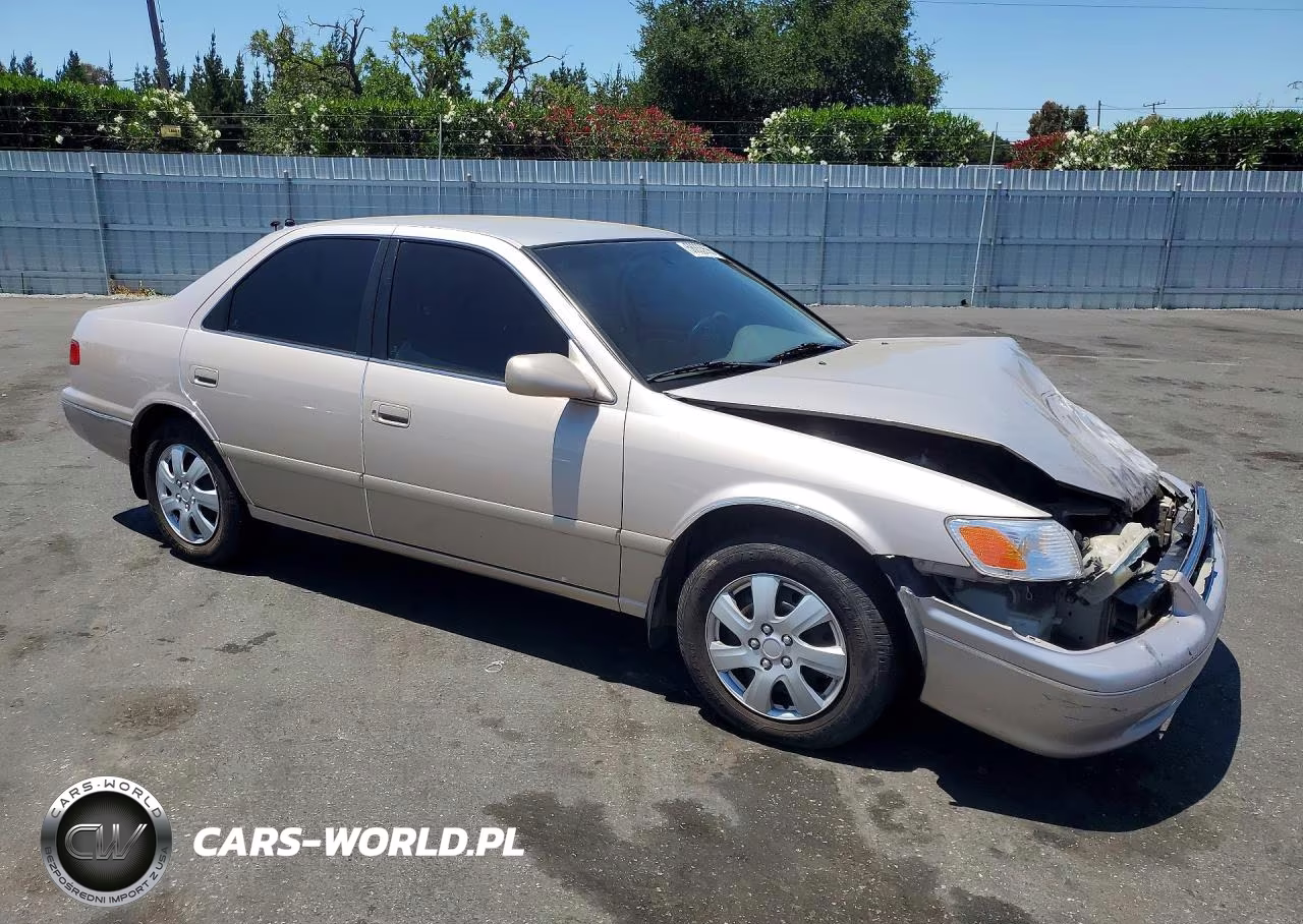 2001 Toyota Camry Le VIN:4T1BG22K71U083673 - 4