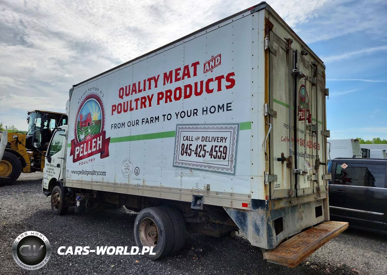 2016 Hino 155 Refrigerated Box Truck VIN:JHHYDM1H5GK002647 - 2