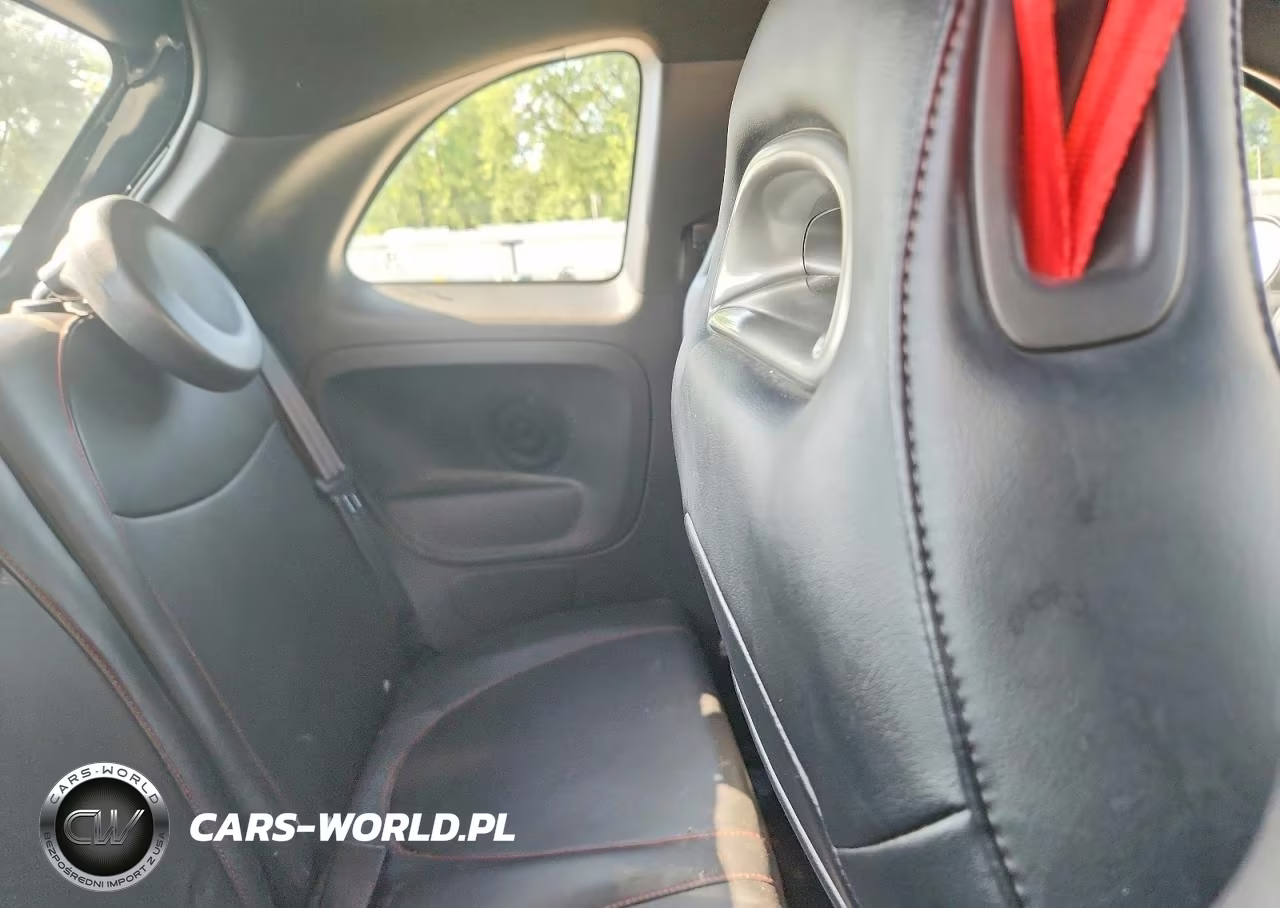2013 Fiat 500 Abarth VIN:3C3CFFFH6DT613605 - 10