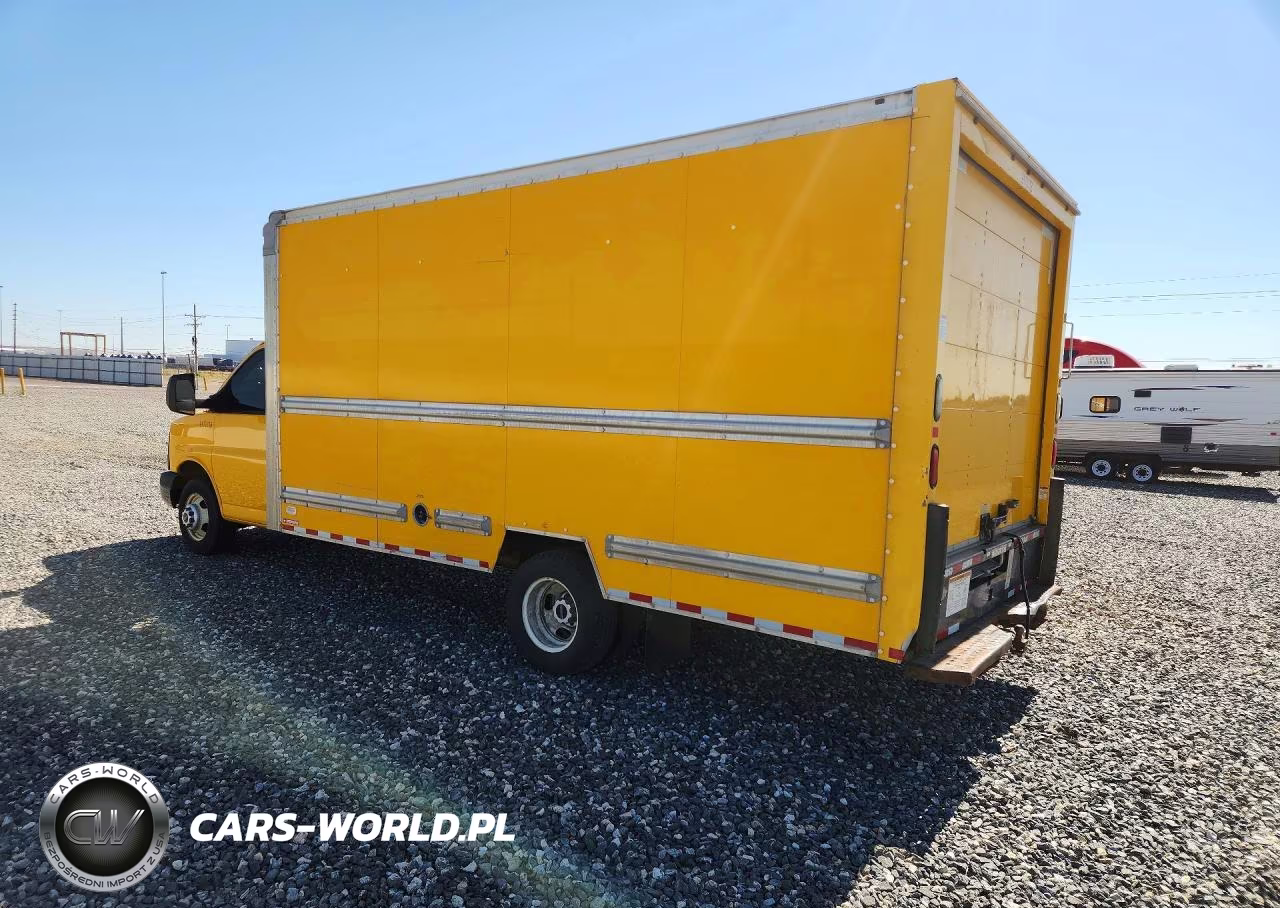 2015 GMC Box Truck VIN:1GD374CG1F1168513 - 2